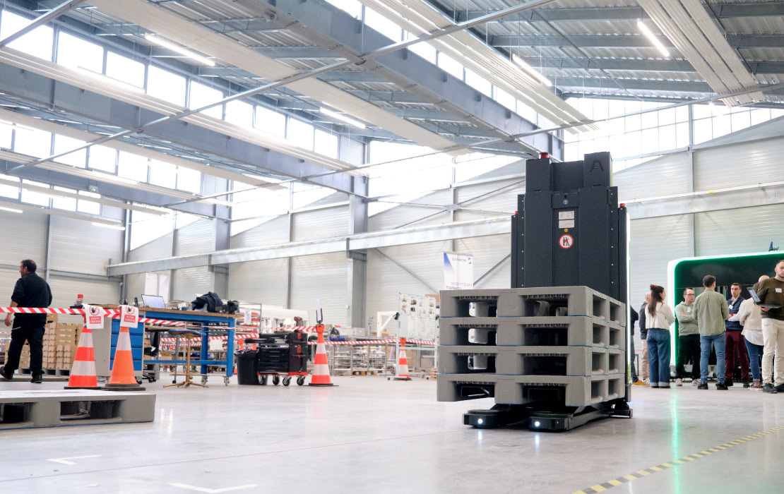 Comment automatiser les flux d’expédition grâce aux robots mobiles autonomes (AMR) ?